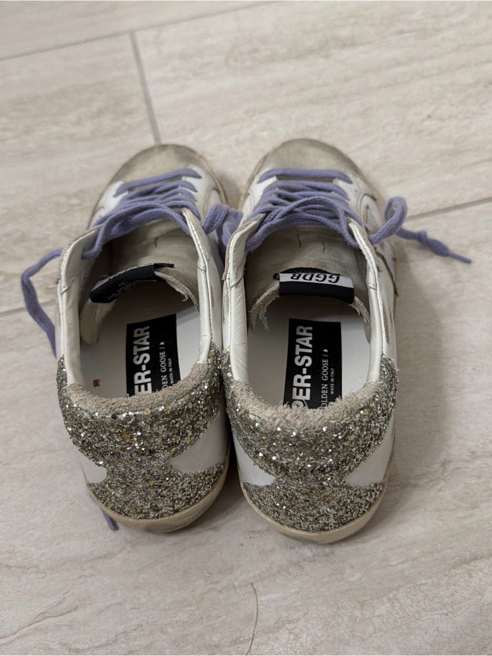 Golden Goose White Leather Sneakers with Lavender Laces - Picture 3 of 3